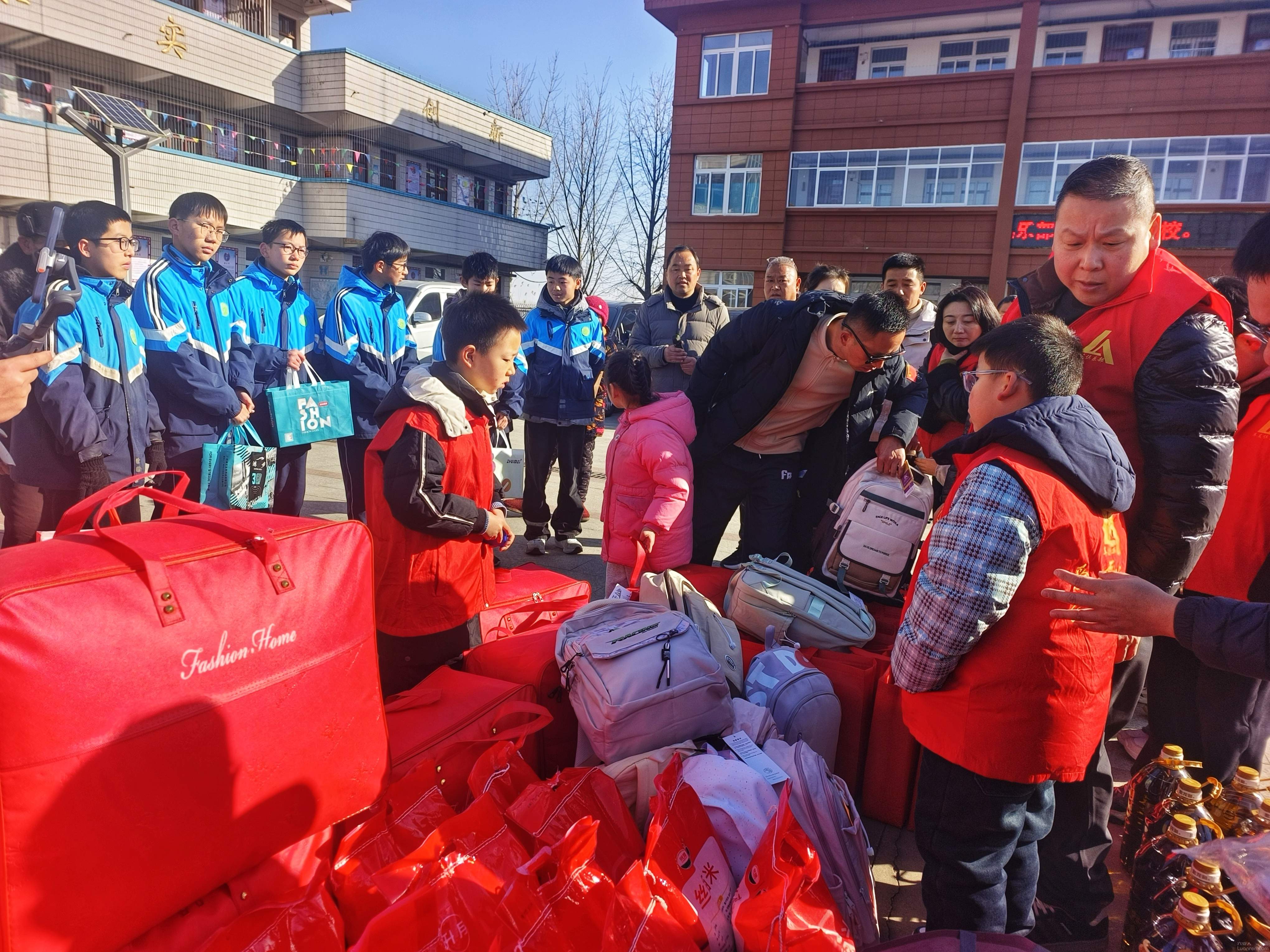 ������ѧ ����δ�������������Ѿ��ֲ�Ϊ������������������ů